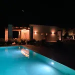 Villa Pietra E Calce With Pool *