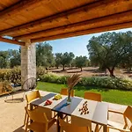 Pietra E Calce With Pool Ostuni