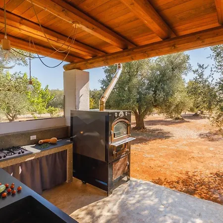Villa Pietra E Calce With Pool