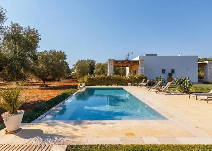 Pietra E Calce With Pool