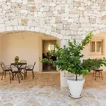 Pietra E Calce With Pool * Ostuni