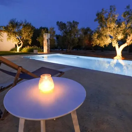 Pietra E Calce With Pool * Ostuni
