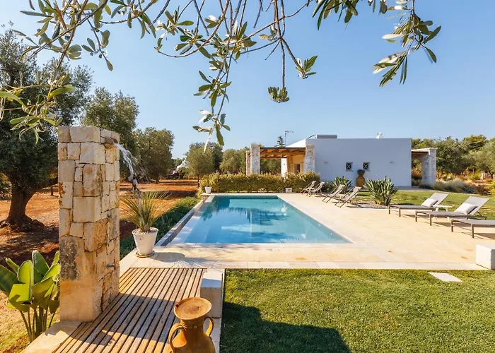 Pietra E Calce With Pool