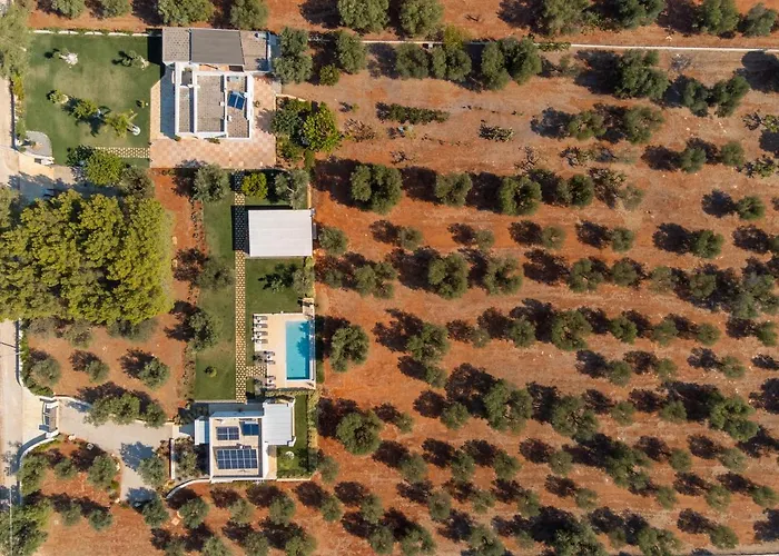 Pietra E Calce With Pool *